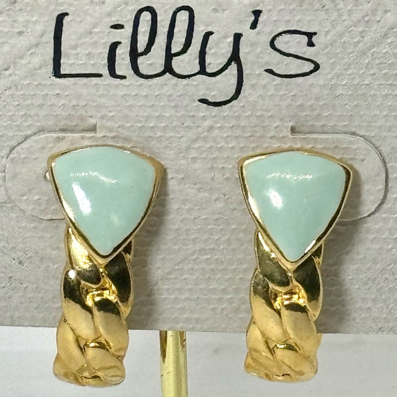 Vintage Gold & Mint Enamel Drop Earrings by Lilly’s - Classic & Elegant … - Picture 1 of 10